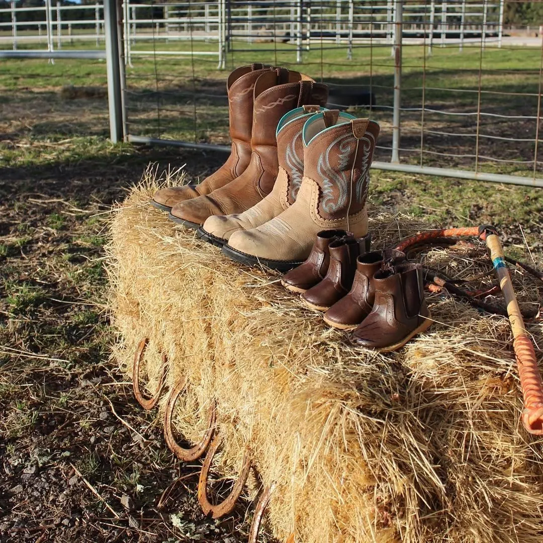 Ariat Men's Heritage Roper Boots