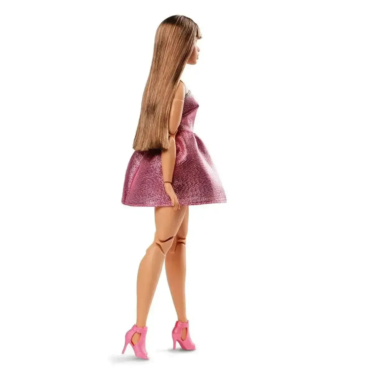 Barbie Signature Barbie Looks Doll #24 (Curvy, Long Brown Hair)