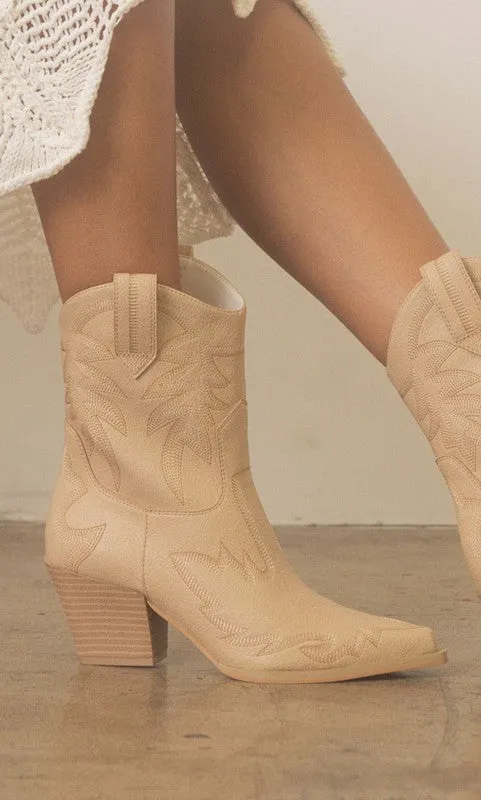 Embroidered Cowgirl Boots