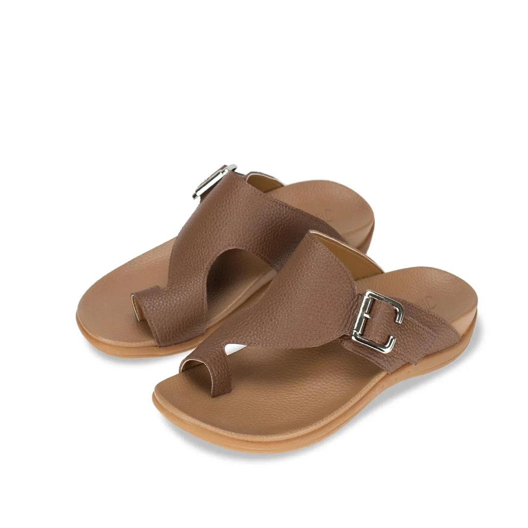 [Extra 20% off at cart] Men Toe Loop Buckle Sandals