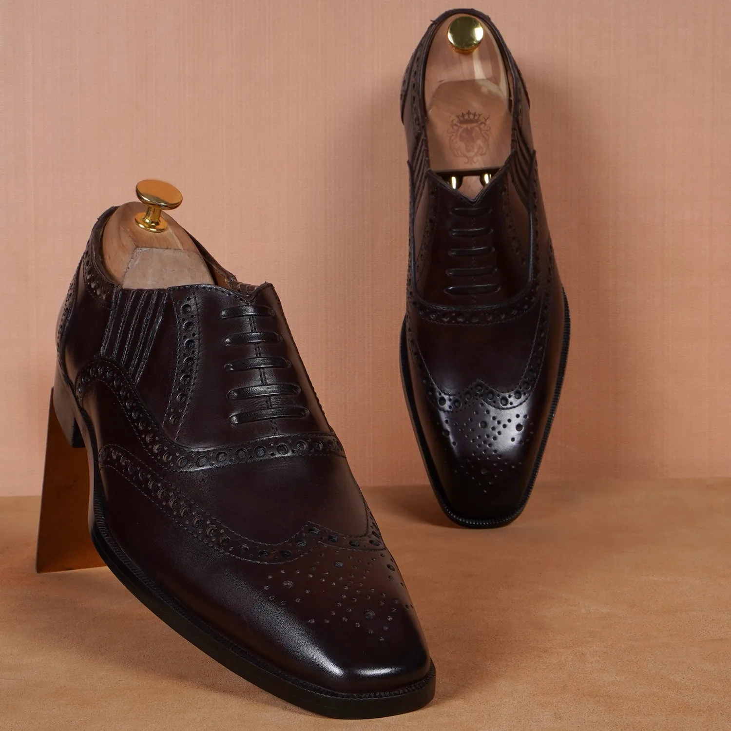 Fixed Lace-Up Lazy Man Formal Shoes in Dark Brown Leather with Stylish Wingtip Punching Brogue Design