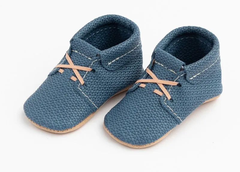 Freshly Picked Woven Indigo Oxford Mini Sole Moccasins