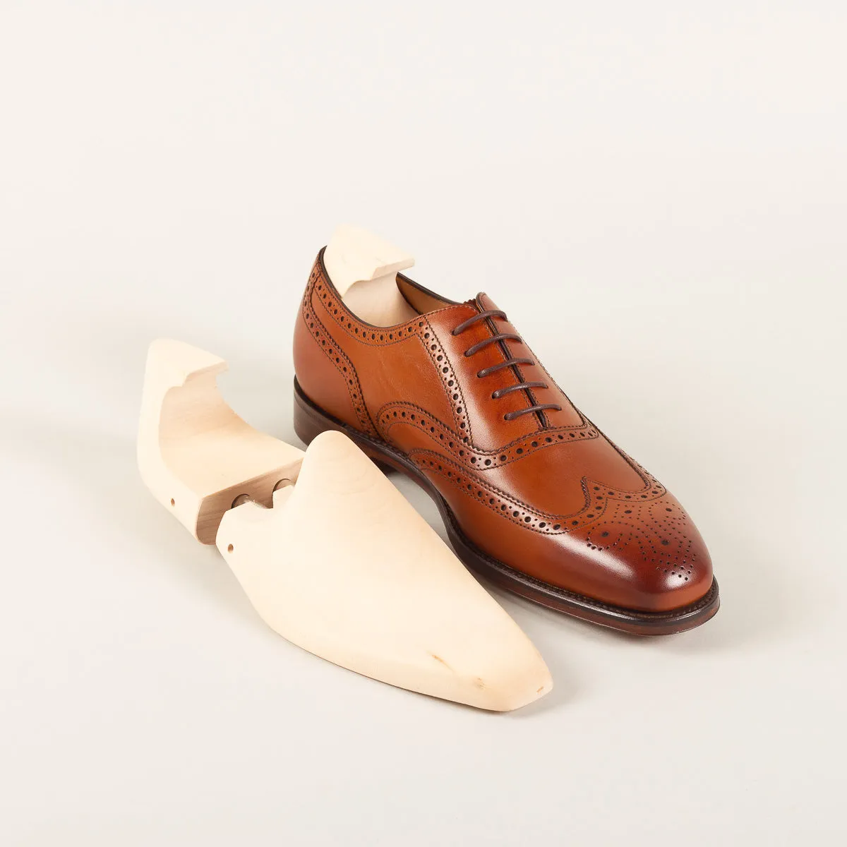 Premium limewood shoe trees