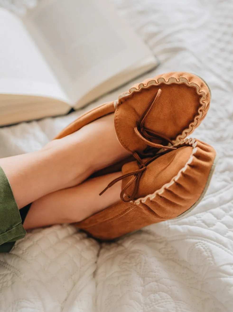 Women's Sheepskin Moccasin Slipper | AVA