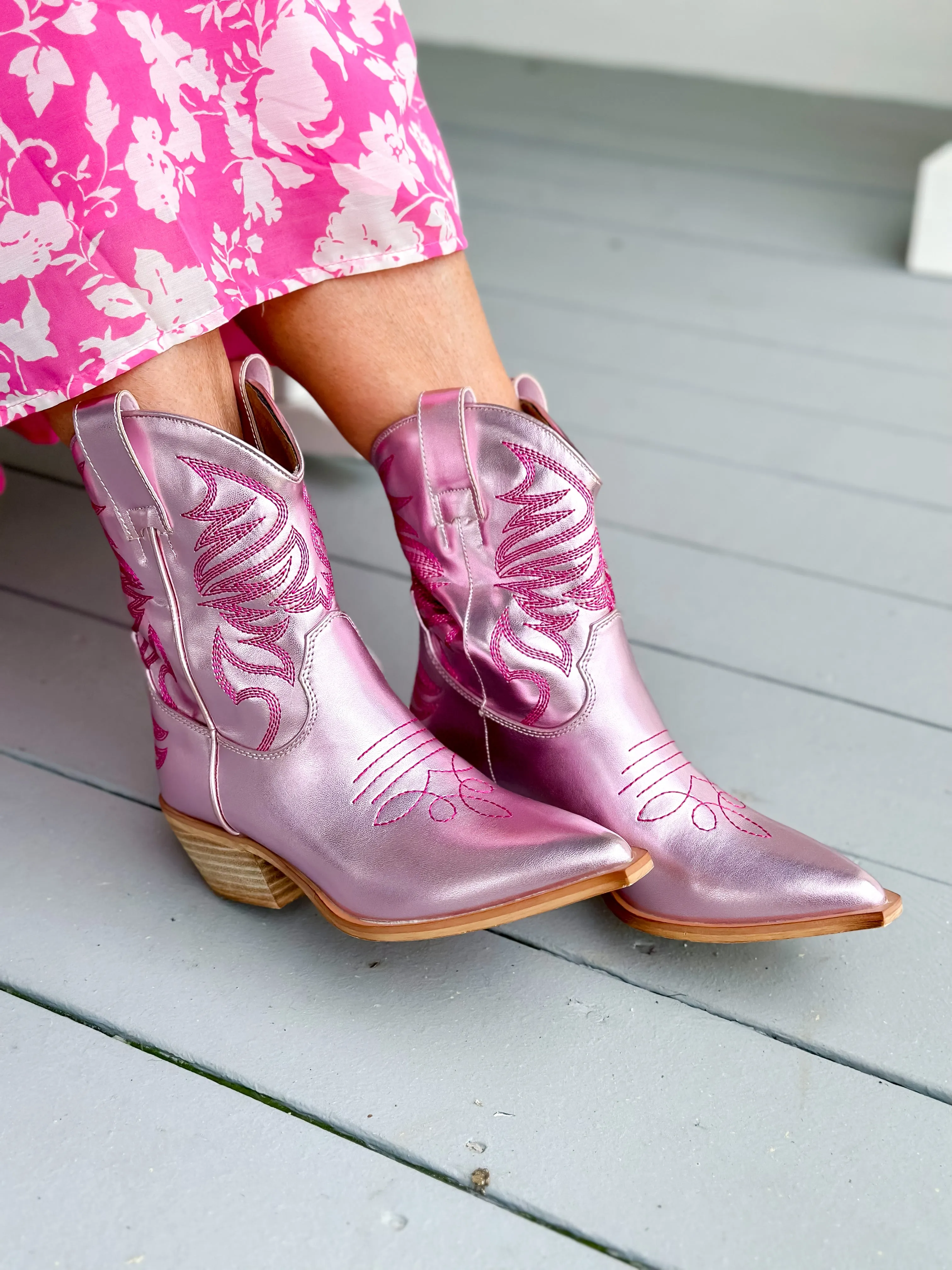 Zen Boot in Pink